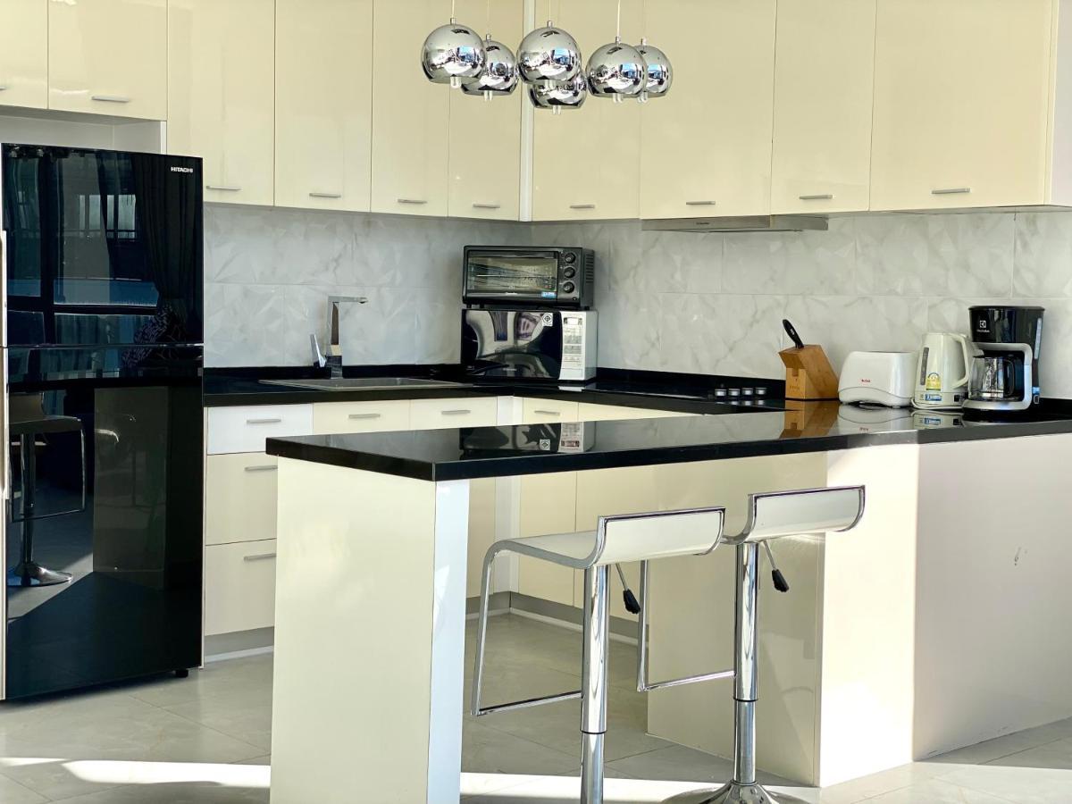 Icon park phuket condo Extérieur photo