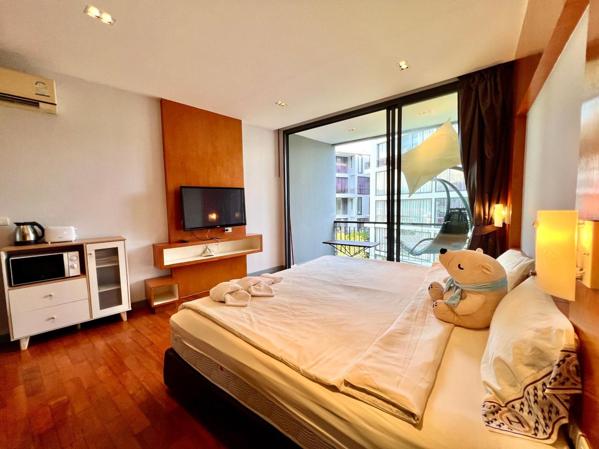 Icon park phuket condo Extérieur photo